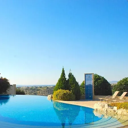Fantastic Junior Cz02 Salamis With Gorgeous Views, Aphrodite Hills Villa Kouklia