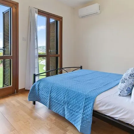 Villa Fantastic Junior Cz02 Salamis With Gorgeous Views, Aphrodite Hills Kouklia