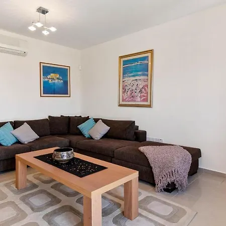 Villa Fantastic Junior Cz02 Salamis With Gorgeous Views, Aphrodite Hills Kouklia