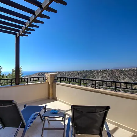 Fantastic Junior Cz02 Salamis With Gorgeous Views, Aphrodite Hills * Kouklia