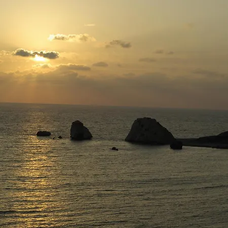 Fantastic Junior Cz02 Salamis With Gorgeous Views, Aphrodite Hills Вилла Куклия