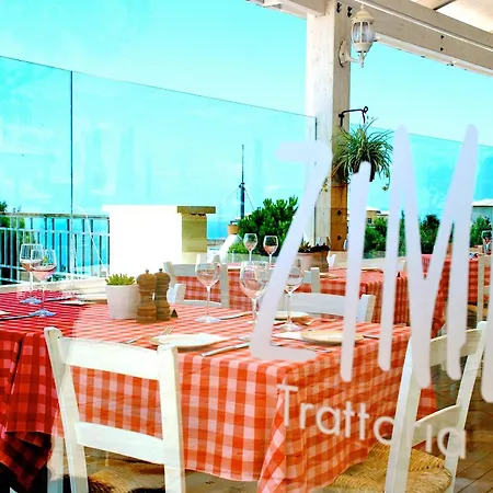 Fantastic Junior Cz02 Salamis With Gorgeous Views, Aphrodite Hills Villa *